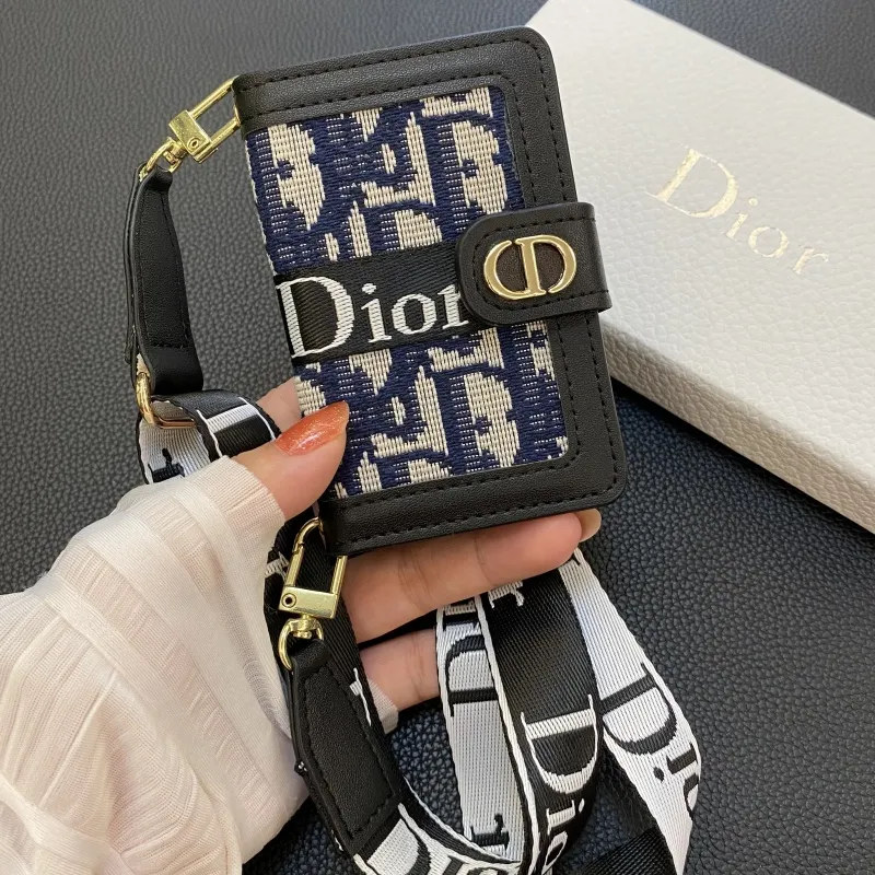 大人らしい トレンド  シンプルクラシック コンパクト高品質 耐久性 斜めがけ カードケース