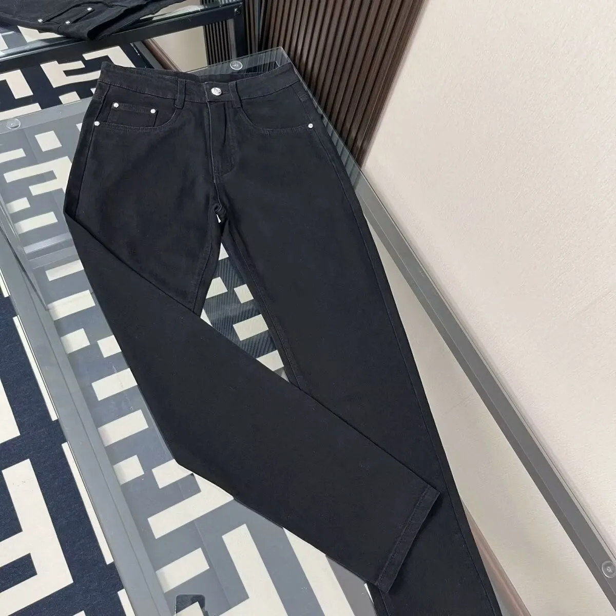 『S-3XL』高見えデザイン 着るだけで特別感 ファッション誌掲載 トレンディ 男性用ジーンズ