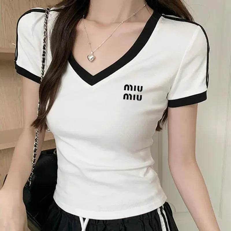 『S-XL』上品 トレンド 着瘦せ 高品質 若見え ストレッチフェミニン セクシー  VネックＴシャツ