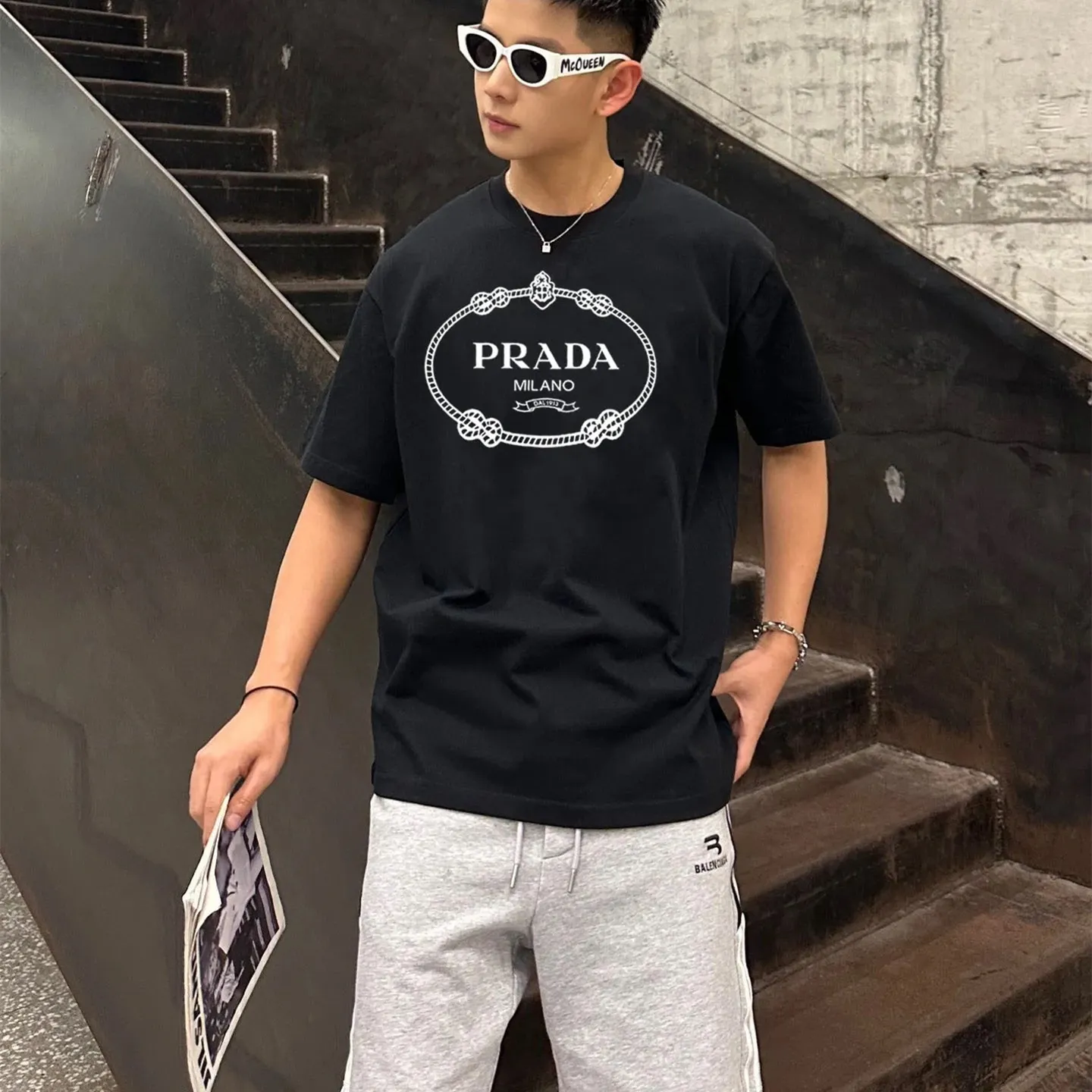 『S-4XL』超お買い得 トレンドアイテム 大ヒット リラックス ラグジュアリー ミニマリスト Tシャツ