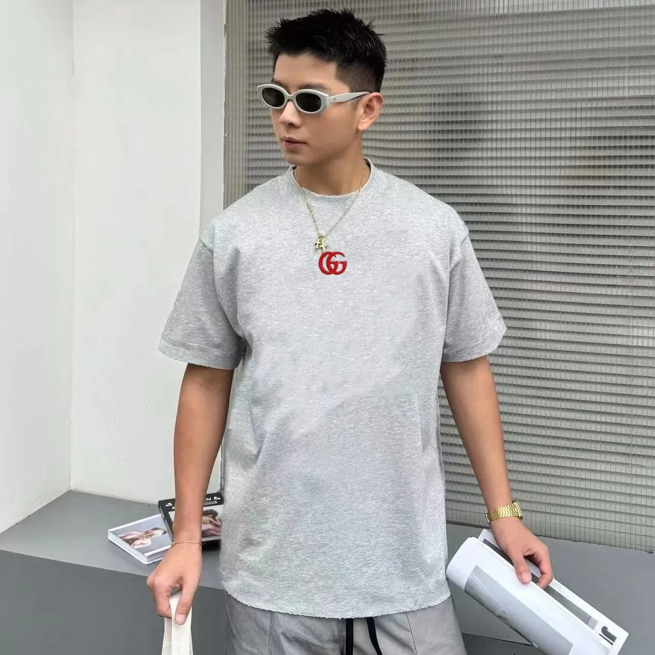 『S-4XL』トレンド最先端 スタイルアップ間違いなし リッチな仕上がり 動きやすい 刺繍 Ｔシャツ