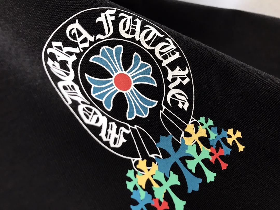 『フリーサイズ』胸元 サンスクリット 蹄型 プリント技術 綿100% カラフル クロスフラワー Tシャツ