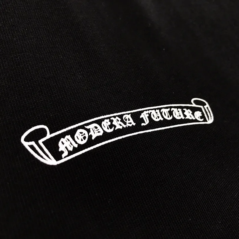 『フリーサイズ』胸元 サンスクリット 蹄型 プリント技術 綿100% カラフル クロスフラワー Tシャツ