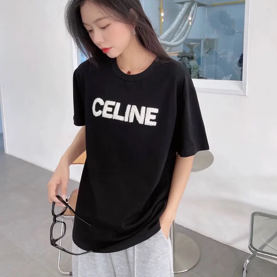 『S-L』クラシック シンプル コーデしやすい 綿100%生地 快適 定番ロゴレター タオル刺繍 Tシャツ