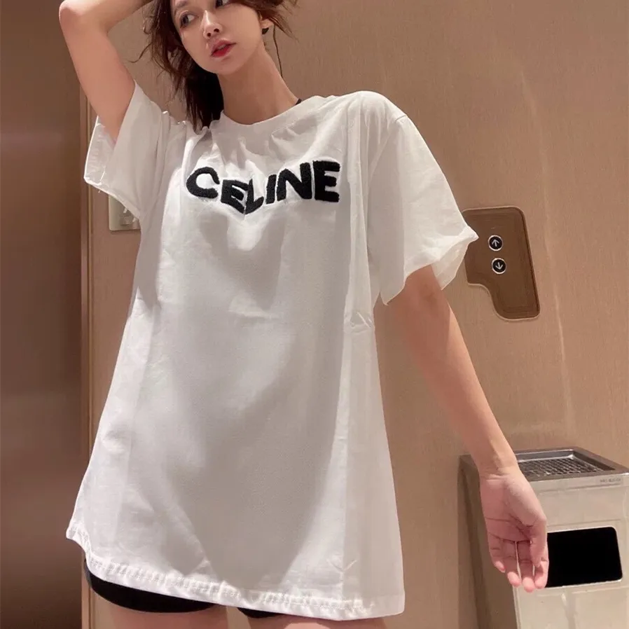 『S-L』クラシック シンプル コーデしやすい 綿100%生地 快適 定番ロゴレター タオル刺繍 Tシャツ