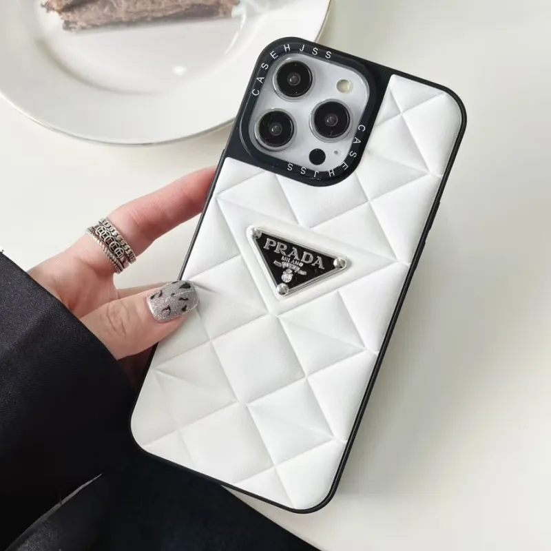 上品 スタイリッシュ 高品質 軽量耐久性 クラシックシンプル 滑り止め スマホケース