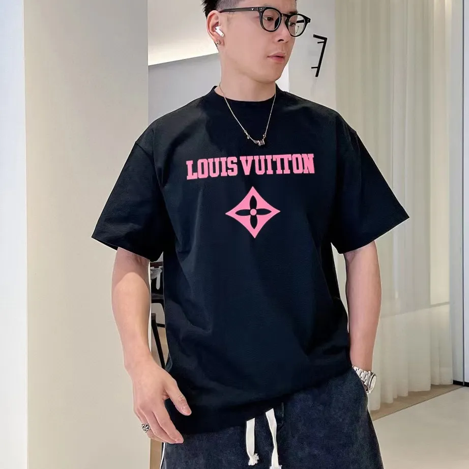 『S-4XL』洗練されたデザイン 着るだけで特別感 長く愛用できる さらさら素材 立体感のある Ｔシャツ