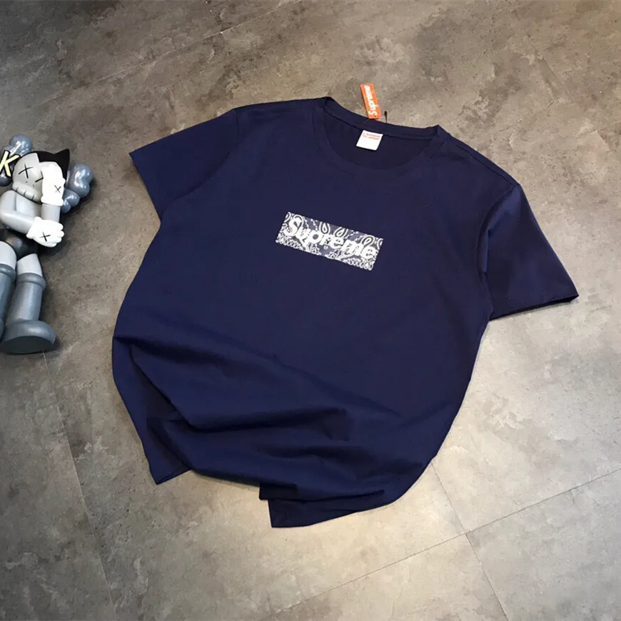 『フリーサイズ』クルーネック綿リブ 肩ダブルステッチ 綿100% 快適 ペイズリー プリント Tシャツ