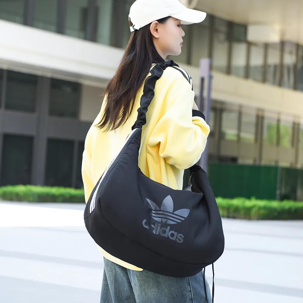 マルチカラー S/M/L 3サイズ 軽量 収納力 おしゃれ プレミアム クラウドバッグ ショルダーバッグ