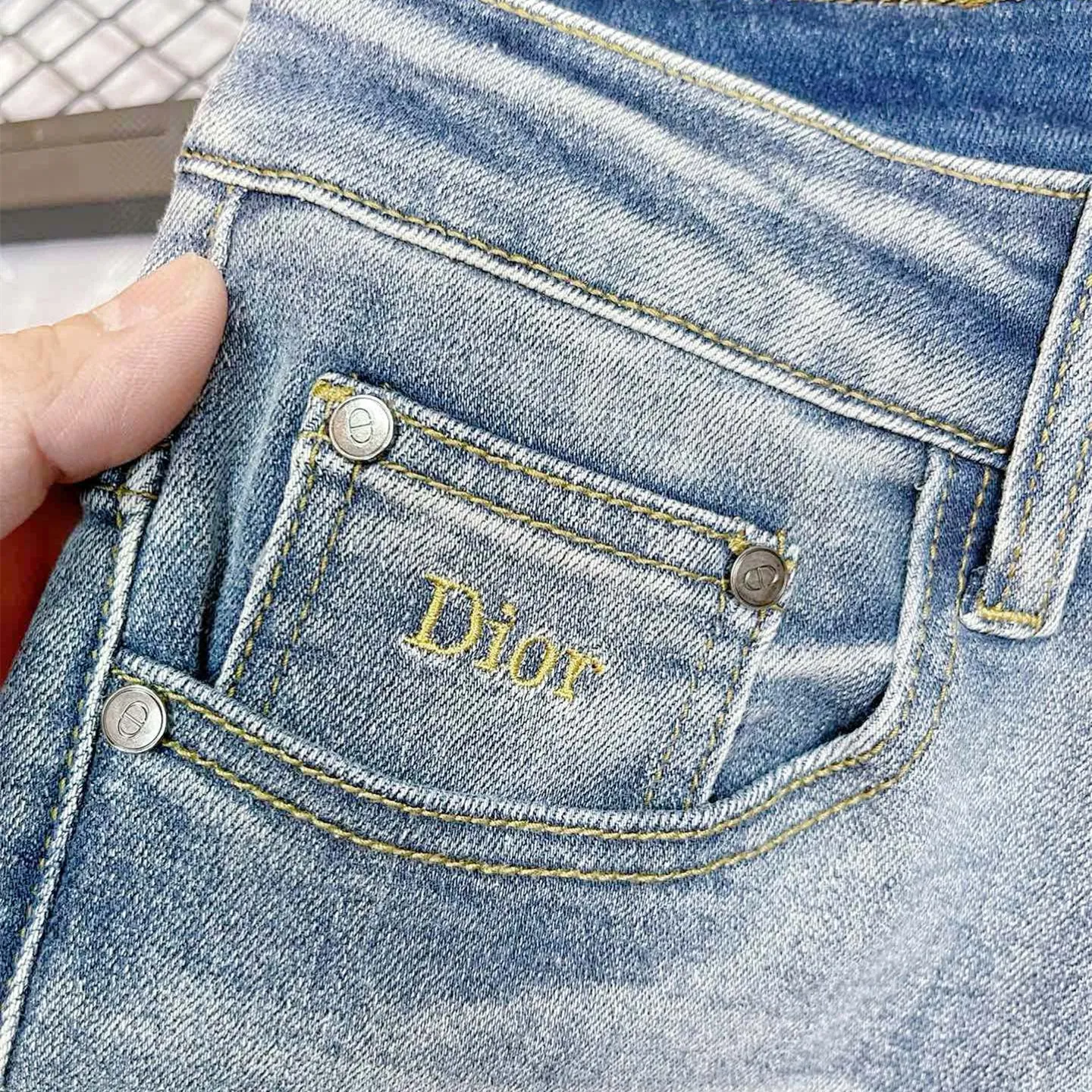 『S-2XL』デイリー使いに最適 トレンド最先端 シーズン必須アイテム 立体感のある オフィス着用OK デニムパンツ