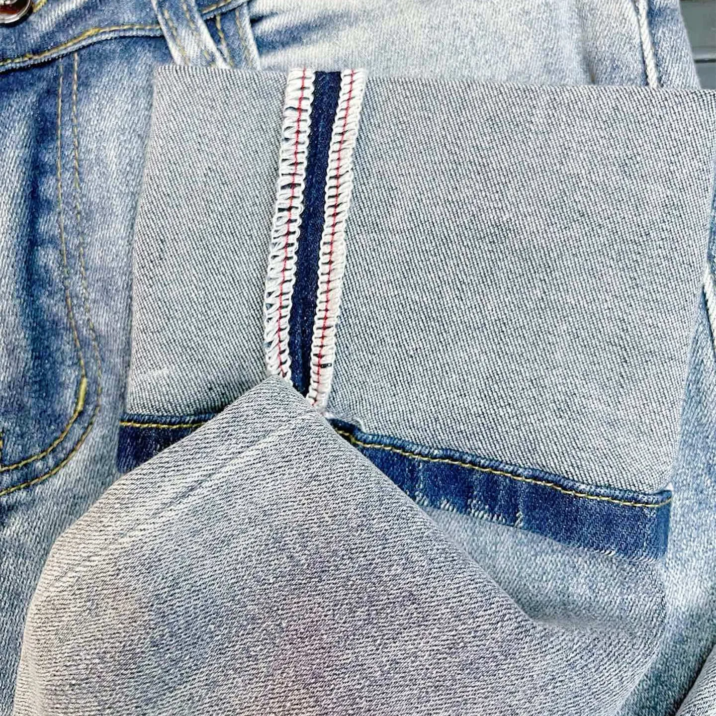 『S-2XL』デイリー使いに最適 トレンド最先端 シーズン必須アイテム 立体感のある オフィス着用OK デニムパンツ