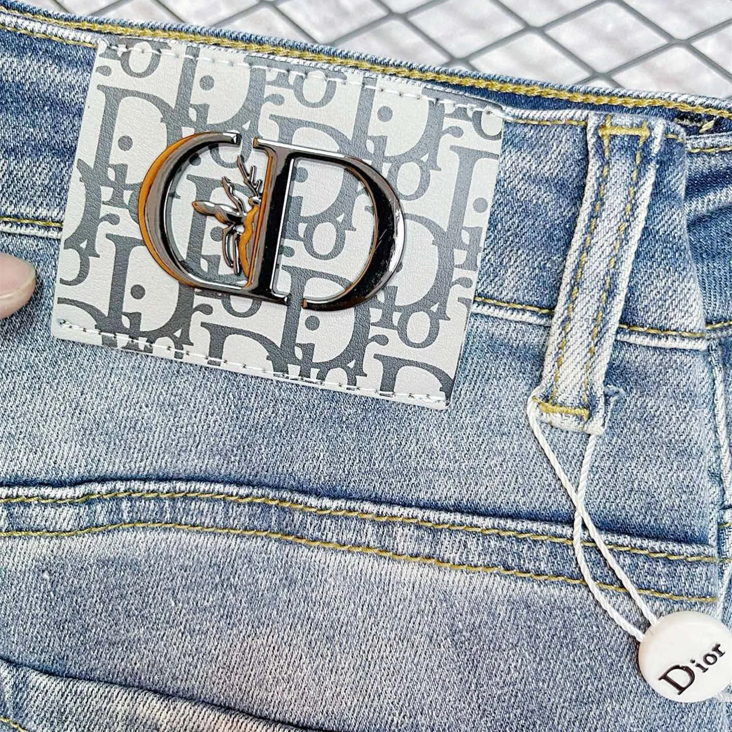 『S-2XL』デイリー使いに最適 トレンド最先端 シーズン必須アイテム 立体感のある オフィス着用OK デニムパンツ