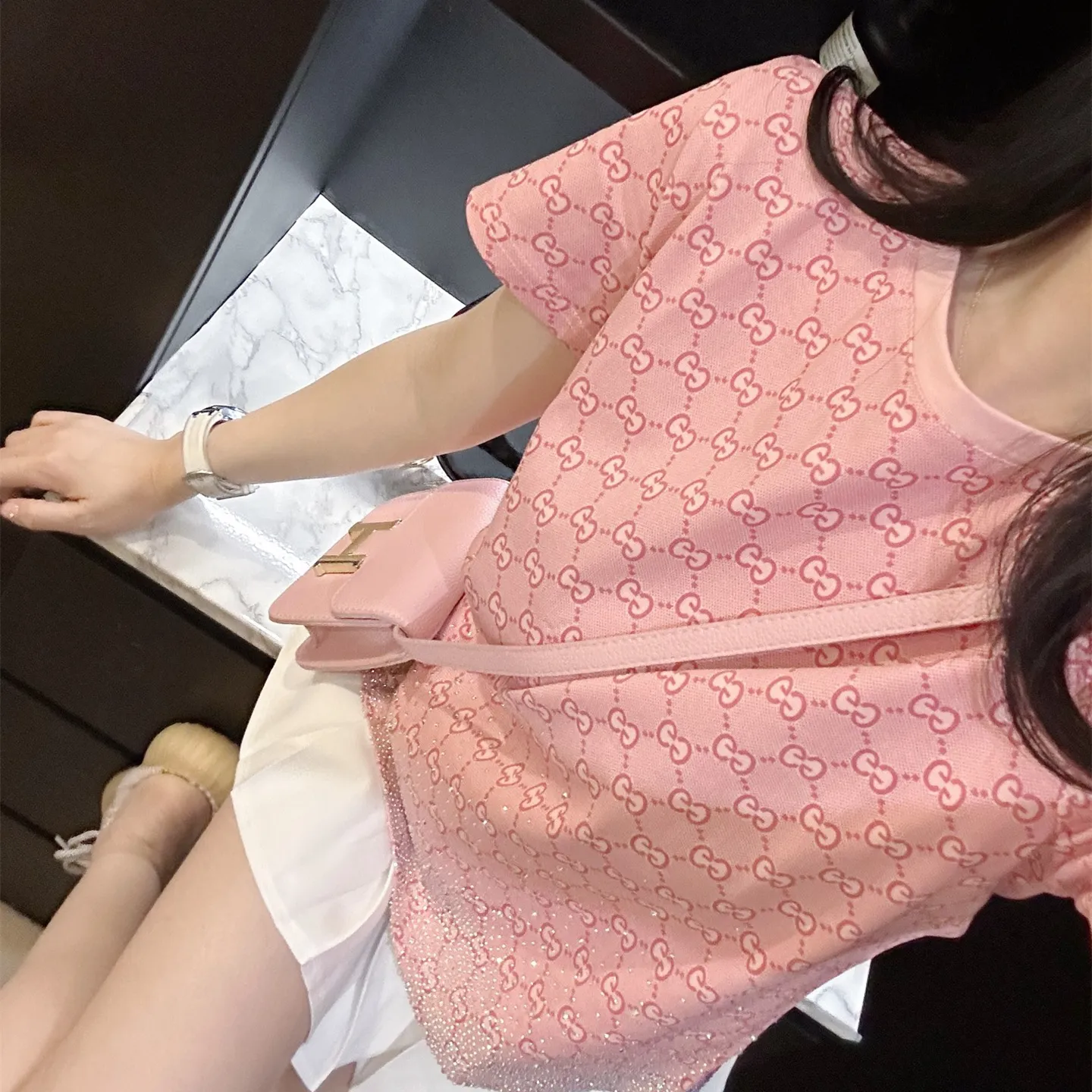 『S-L』映え スリム おしゃれ 通気性 快適 クルーネック 綿100% グラデーション ホットストーン Tシャツ ショーツ
