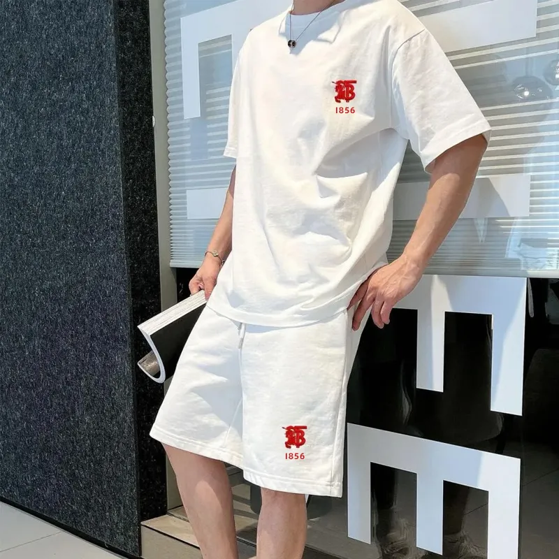 『M-4XL』着心地バツグン デイリー使いに最適 ゆったりシルエット モノトーン刺繍Ｔシャツ ショートパンツ セット