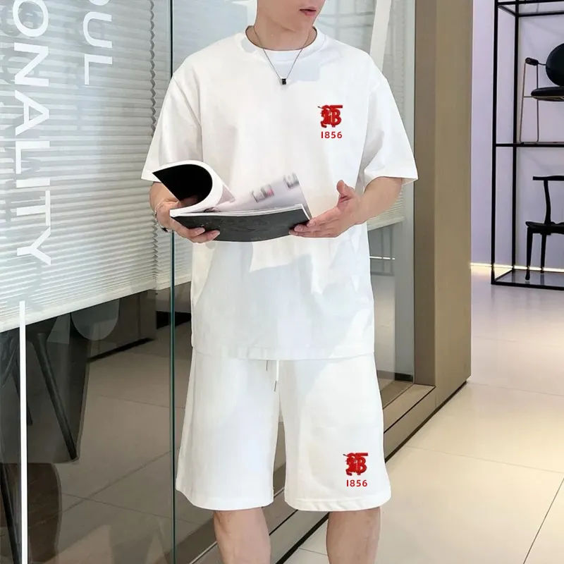 『M-4XL』着心地バツグン デイリー使いに最適 ゆったりシルエット モノトーン刺繍Ｔシャツ ショートパンツ セット