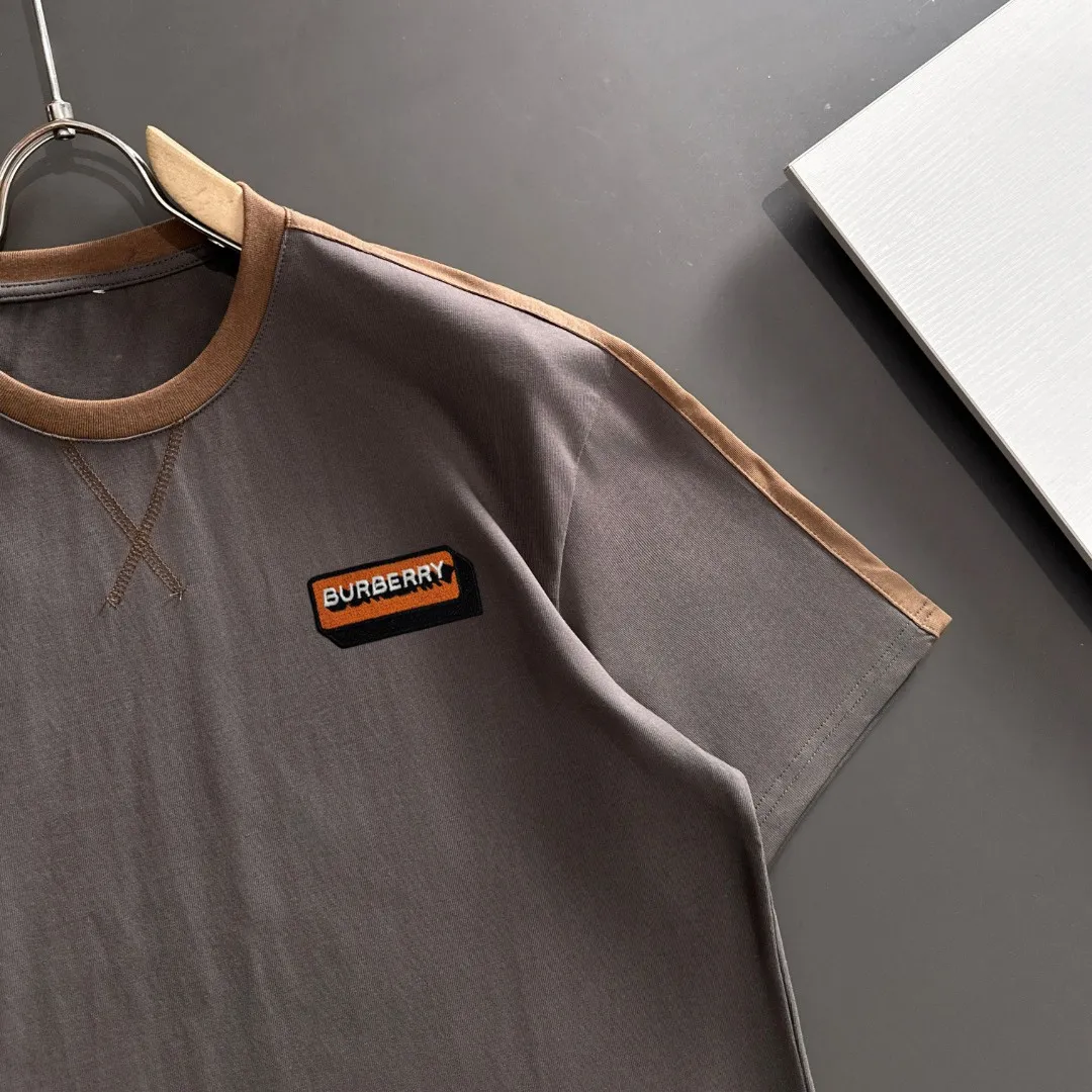 『M-3XL』夏ランウェイ ユニーク 洗濯OK スタイリッシュ リラックス 軽量 通気性 半袖 Tシャツ