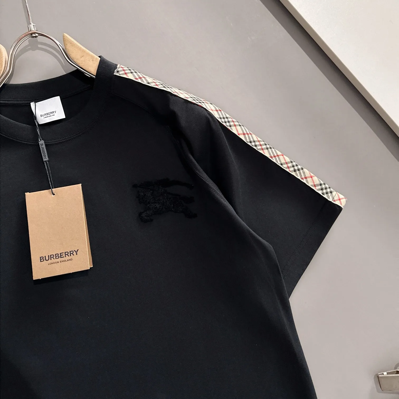 『XS-L』オーダーメイド 100％ ダブル ガーゼ コットン 生地 肩 テープ 刺繍 戦馬 ロゴ 半袖 Tシャツ