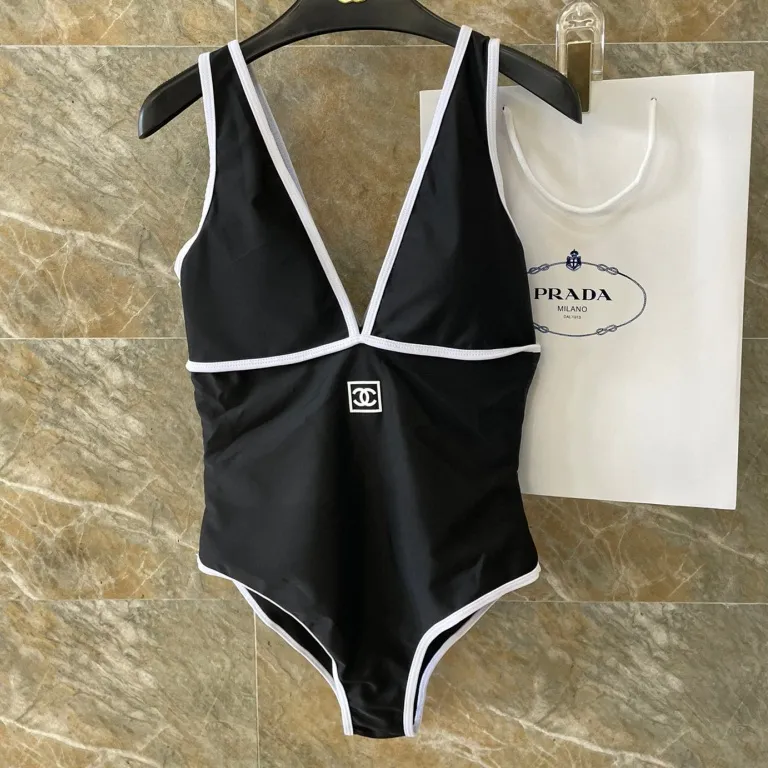 【S-XL】好感度100％ おすすめ 速乾性ゴム 通気性と快適性 背中が開いたワンピース水着