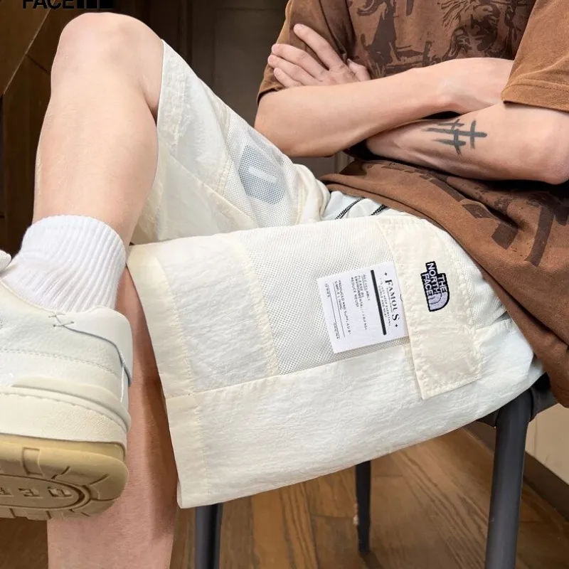 『 M-4XL』売れ筋 夏のニュースタイル 伸縮性のあるウエスト コントラストカラーのステッチ ショートパンツ