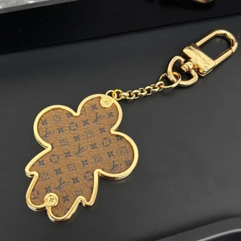 大好評 マッチングスタイル かわいい 小さなペンダント
